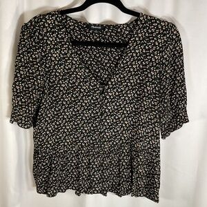 Madewell Top Womens Med Black Floral Print Tiered Ruffle Sleeve Cottage Button